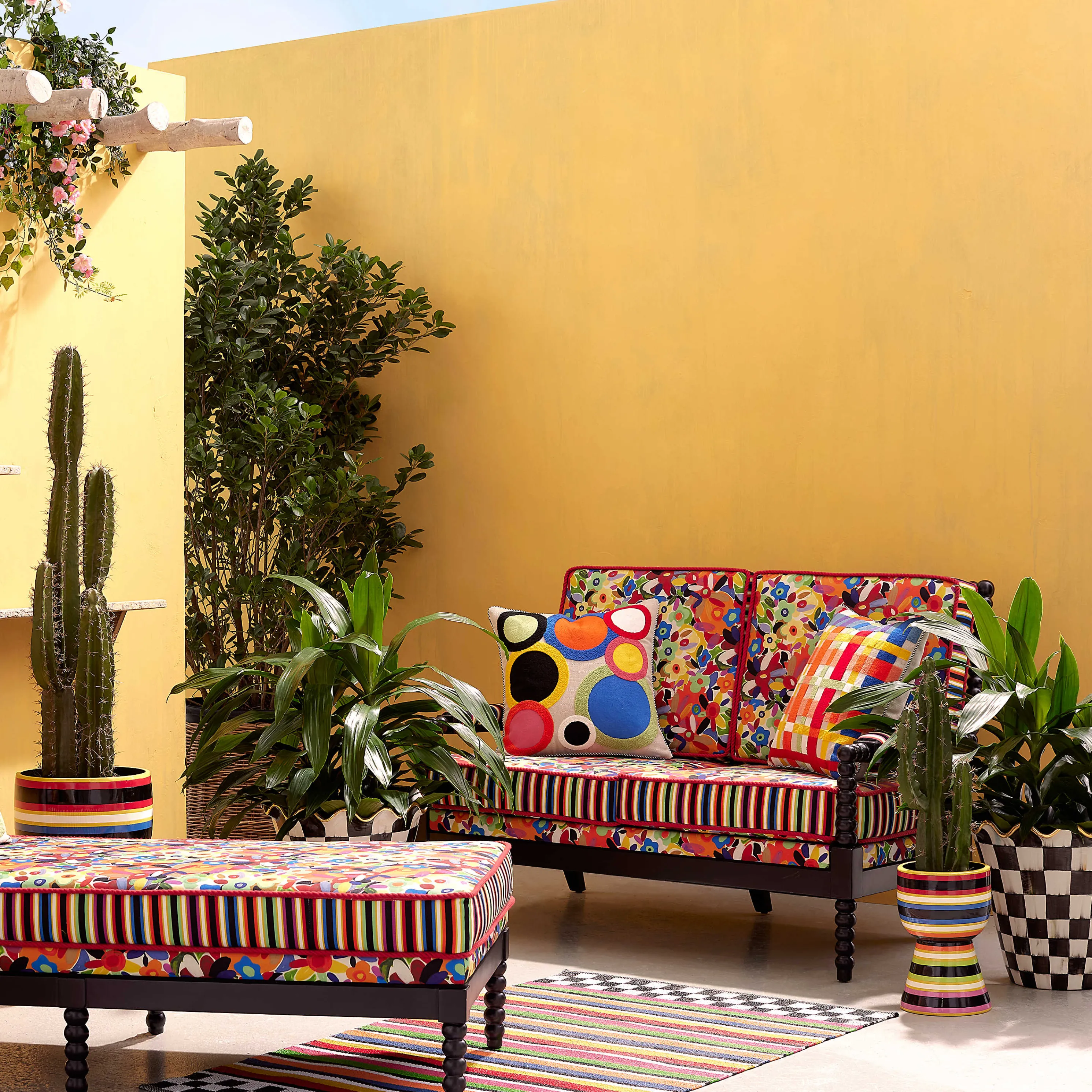 Avant Garden Outdoor Striped Rug - 5' X 8'