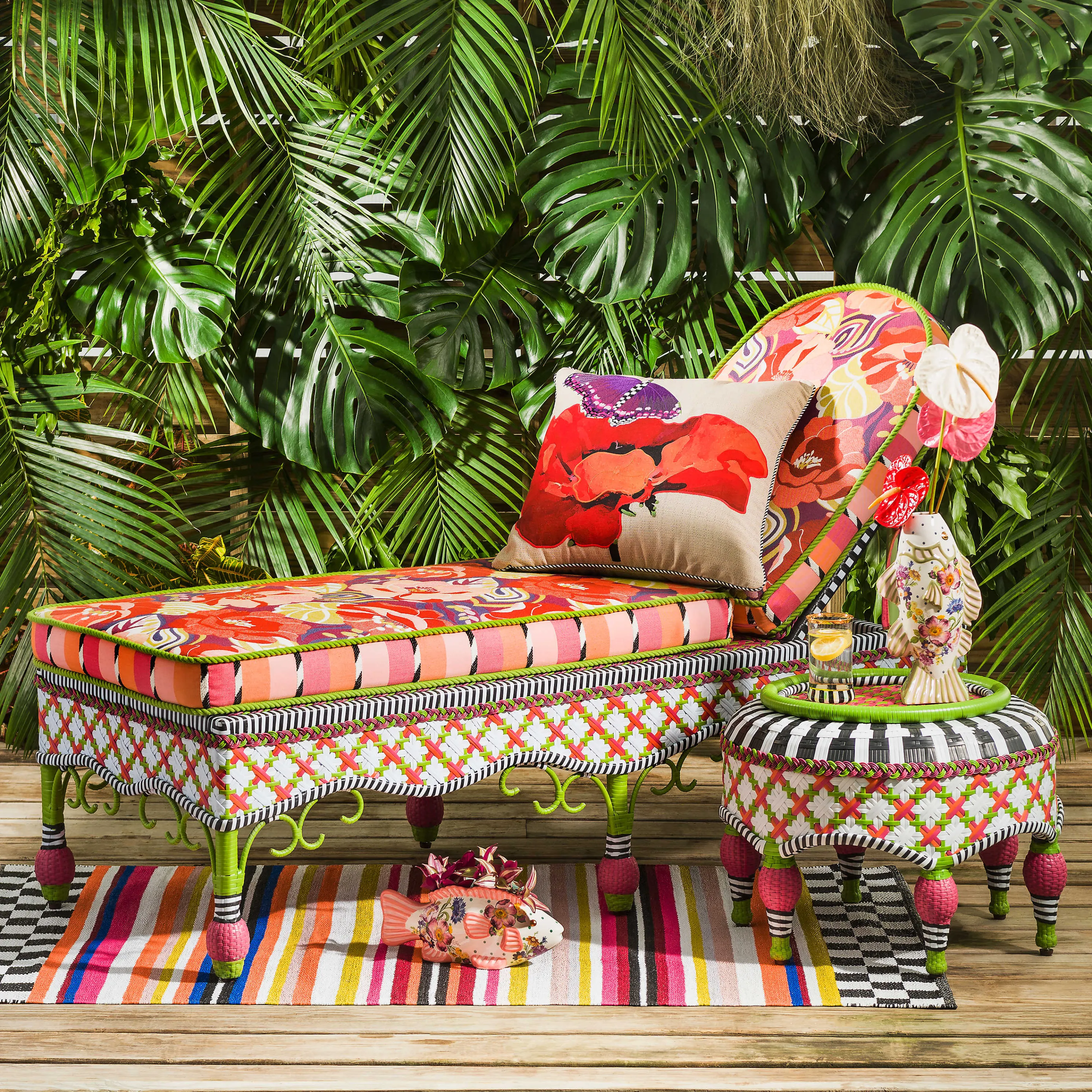 Breezy Poppy Outdoor Chaise