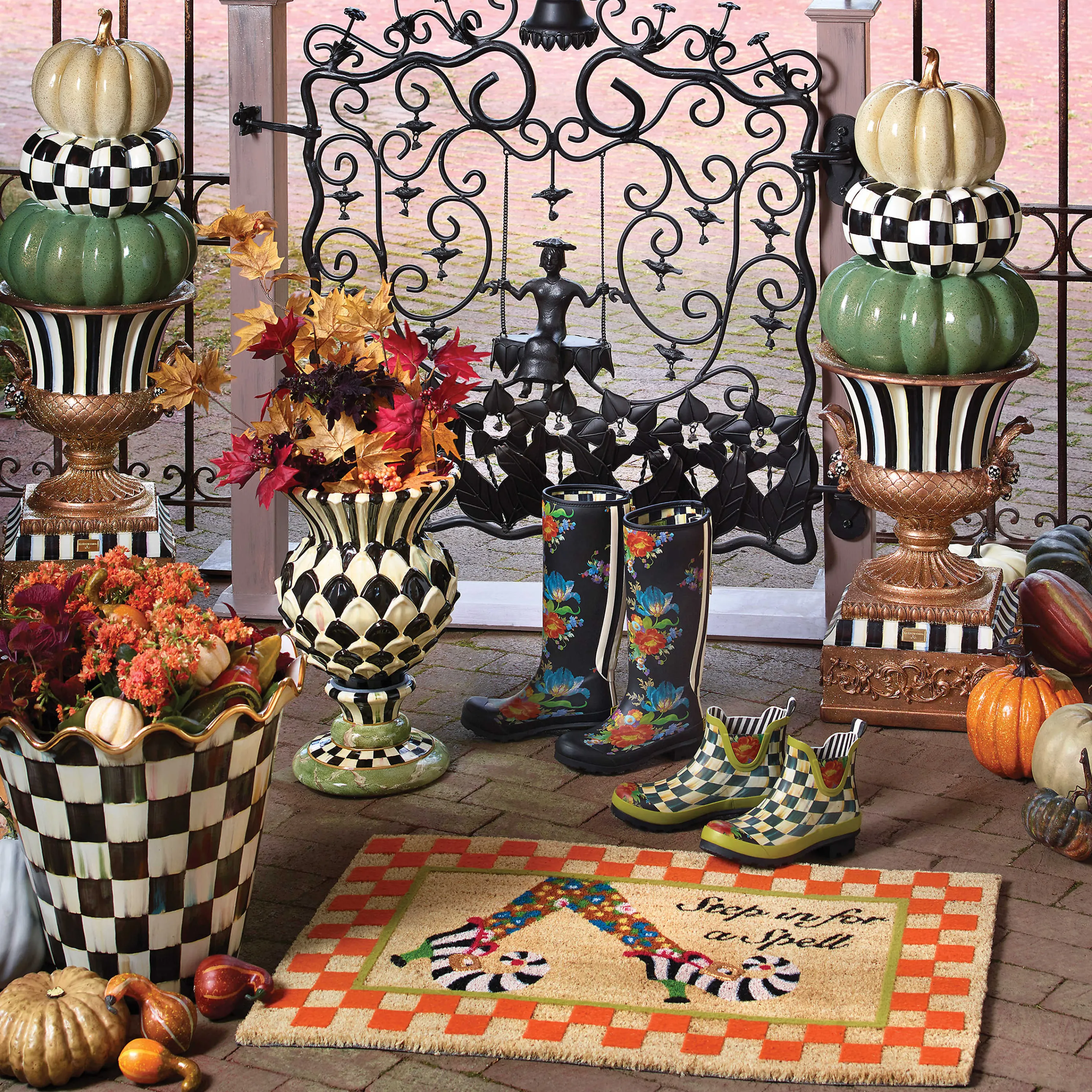 Cheltenham Thistle Urn