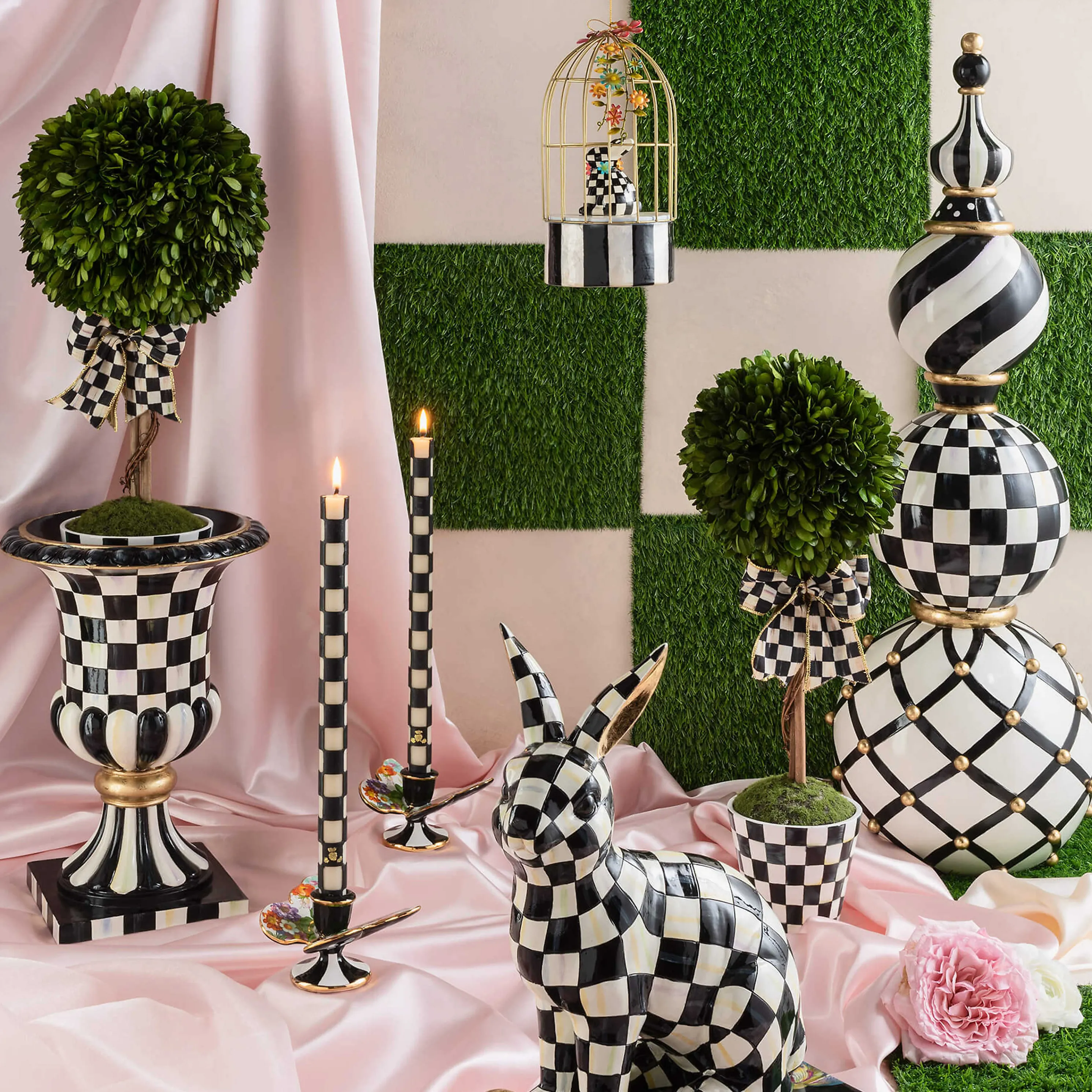 Courtly Boxwood Topiary Drop In - Large