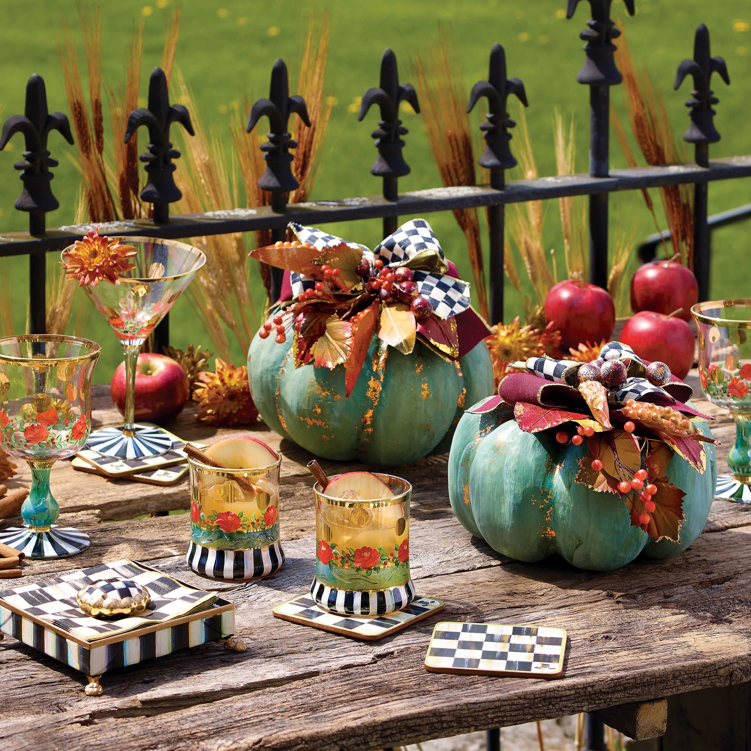 Courtly Check Cocktail Napkin Holder Set - Gold