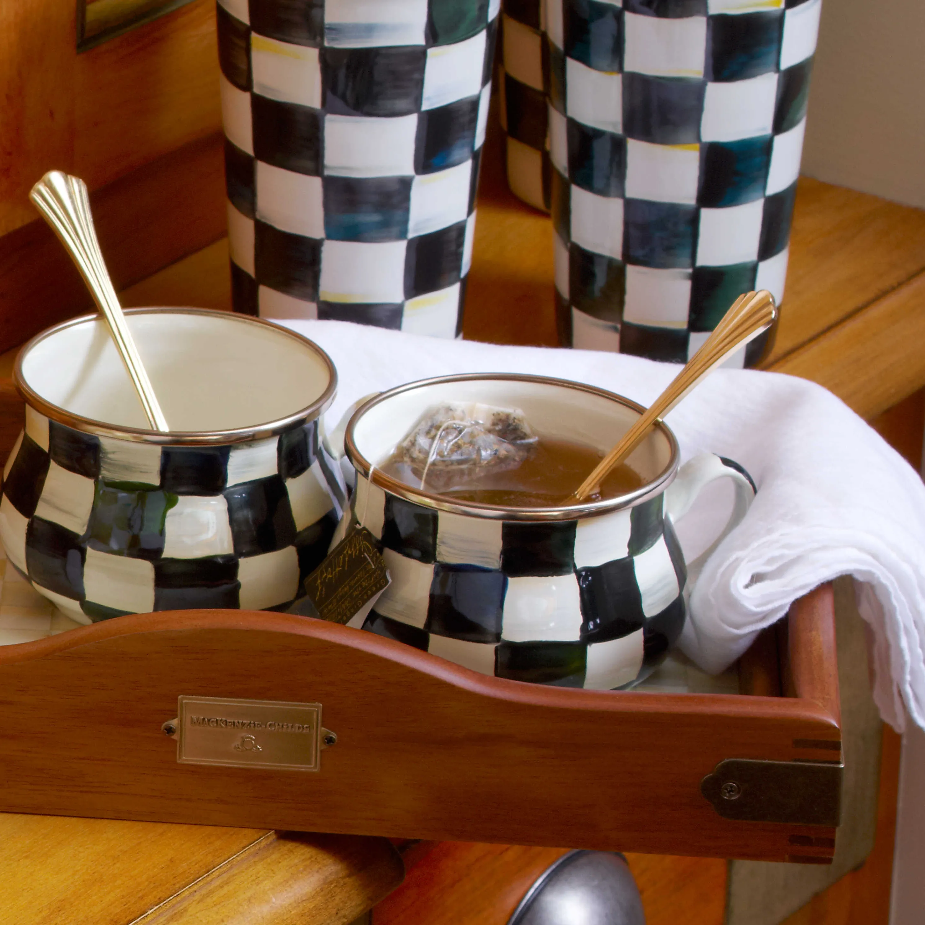 Courtly Check Enamel Teacup