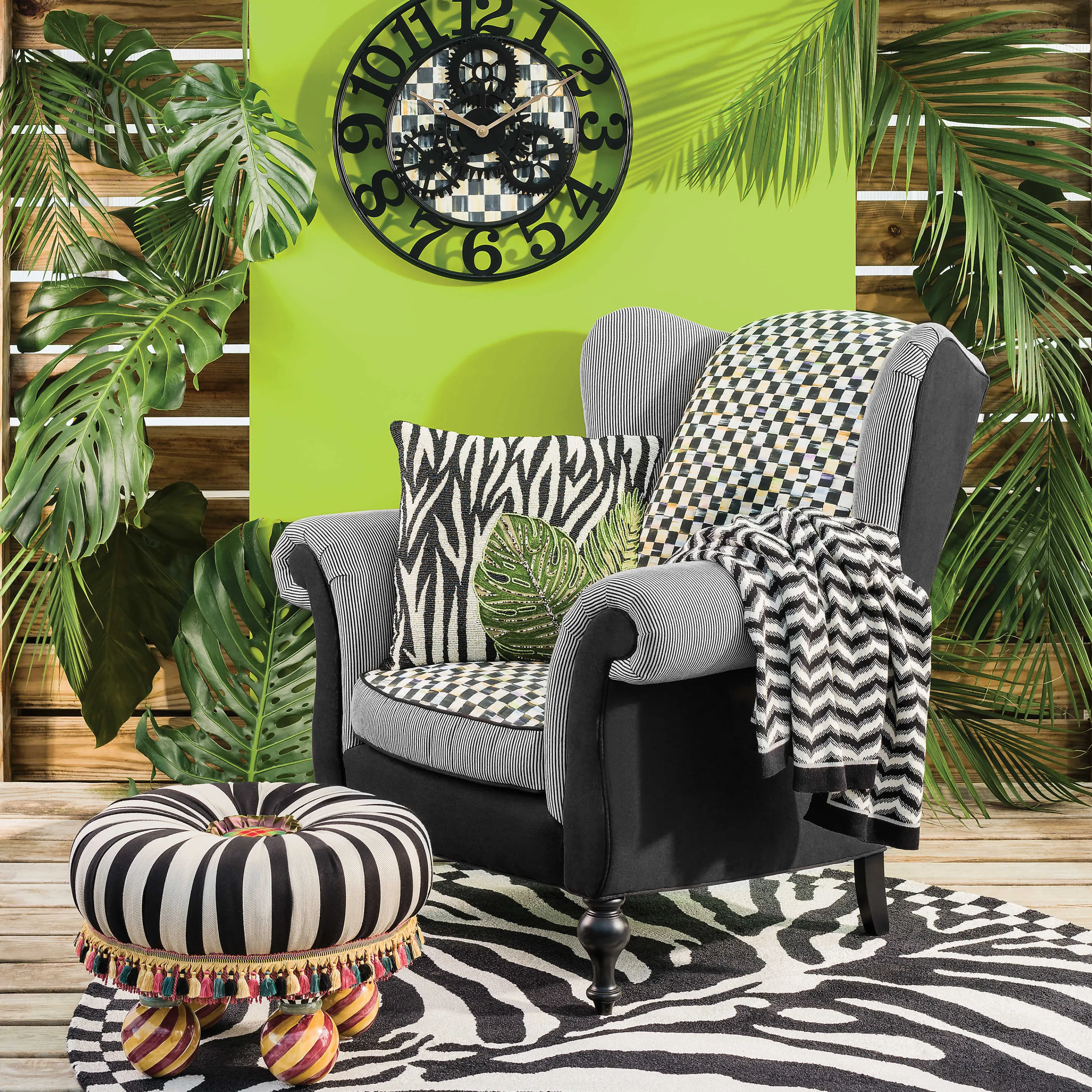 Courtly Check Farmhouse Wall Clock - Small