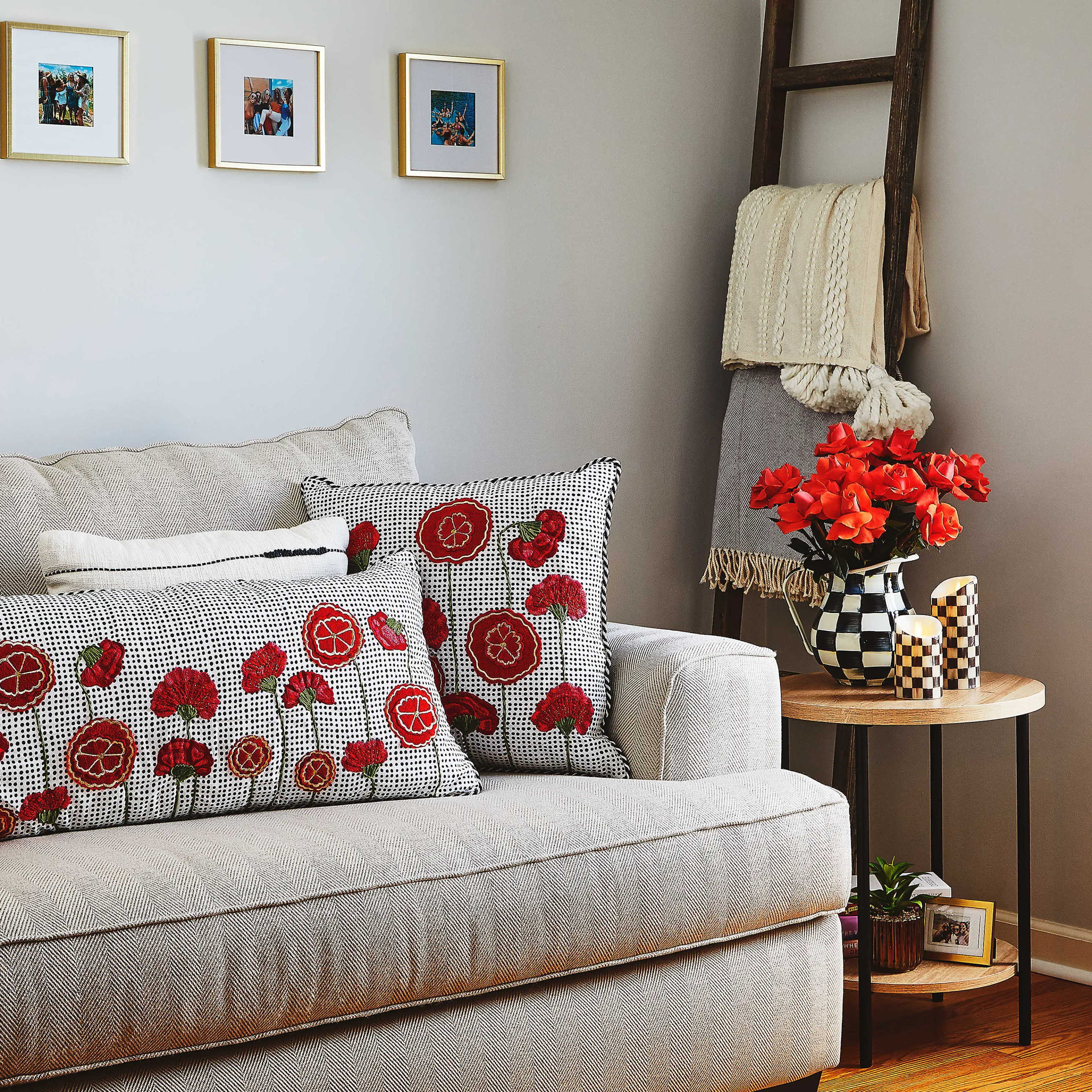 Courtly Check Flicker 5