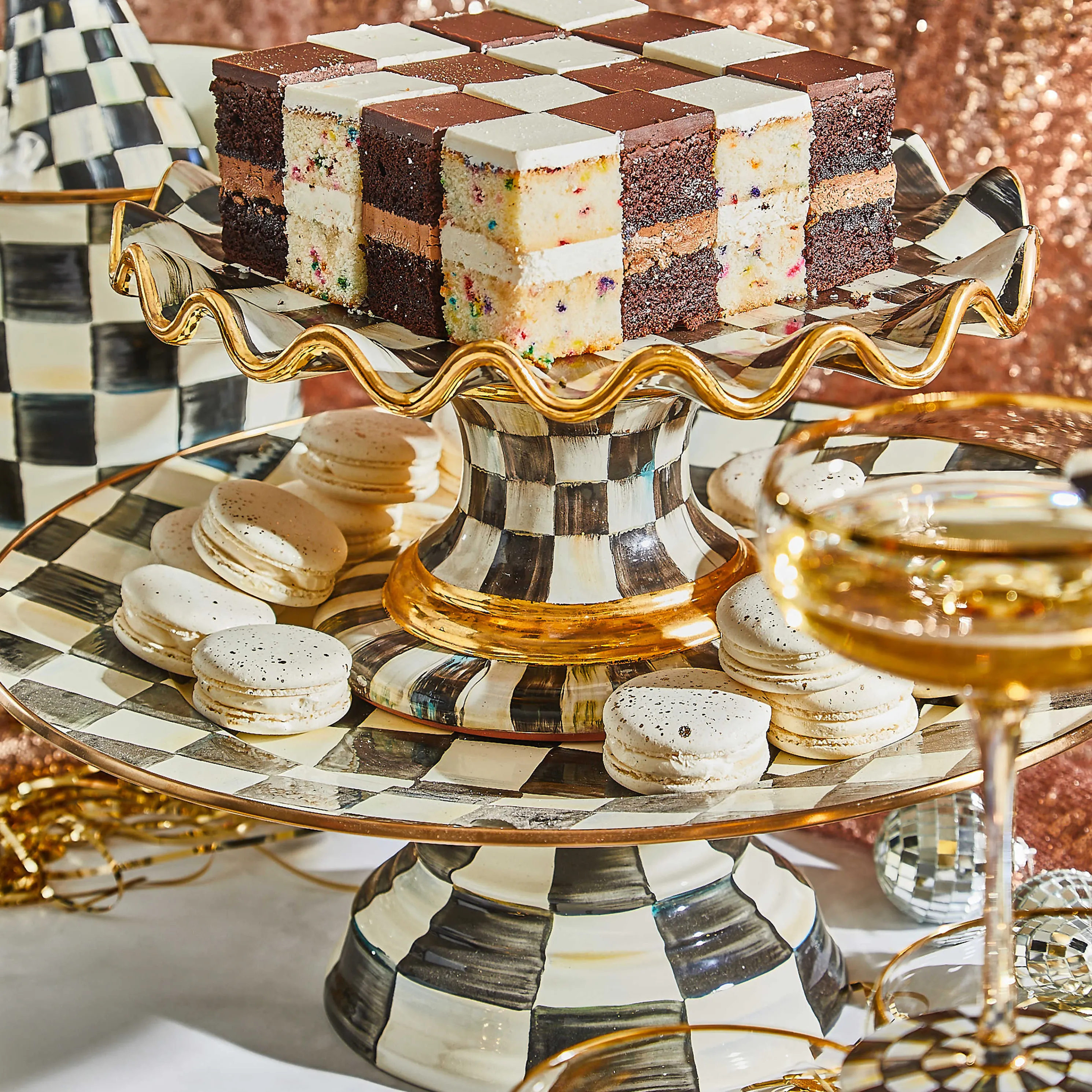 Courtly Check Fluted Cake Stand