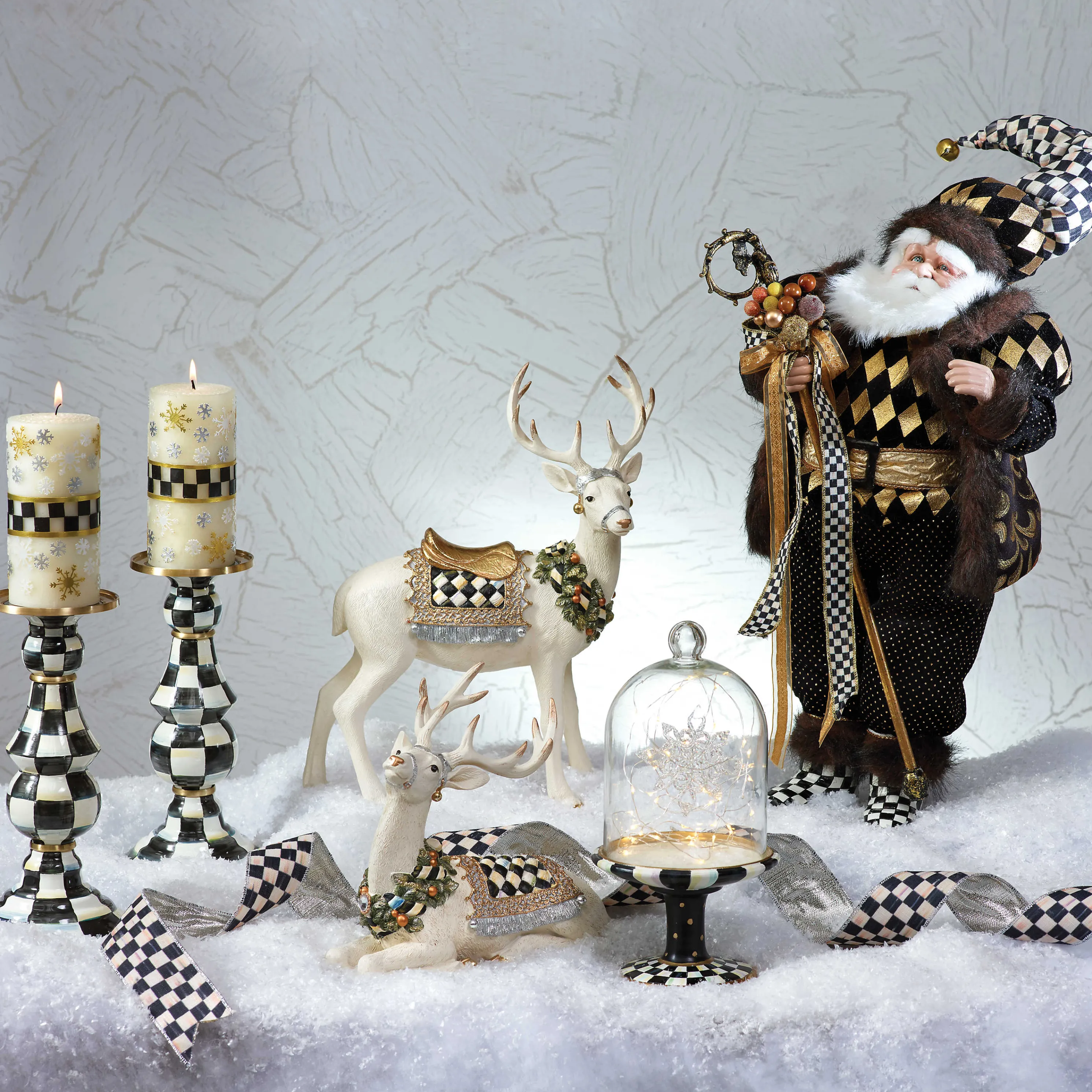 Courtly Check Pedestal With Cloche