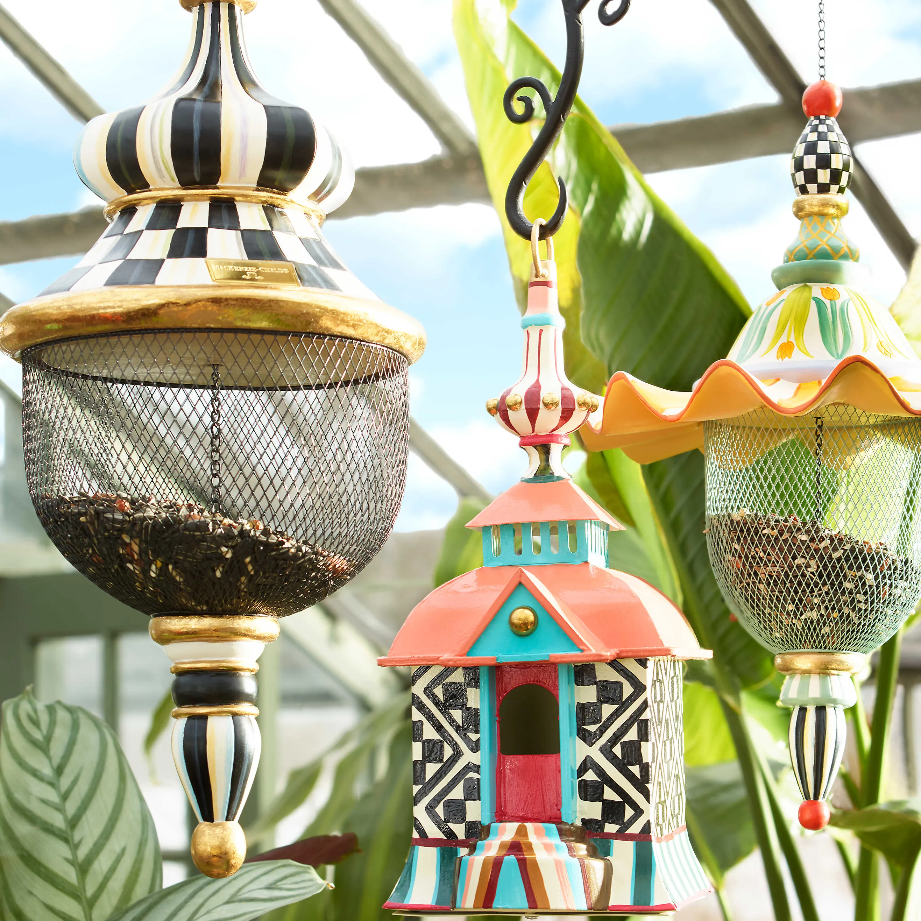 Courtly Check Pendant Bird Feeder