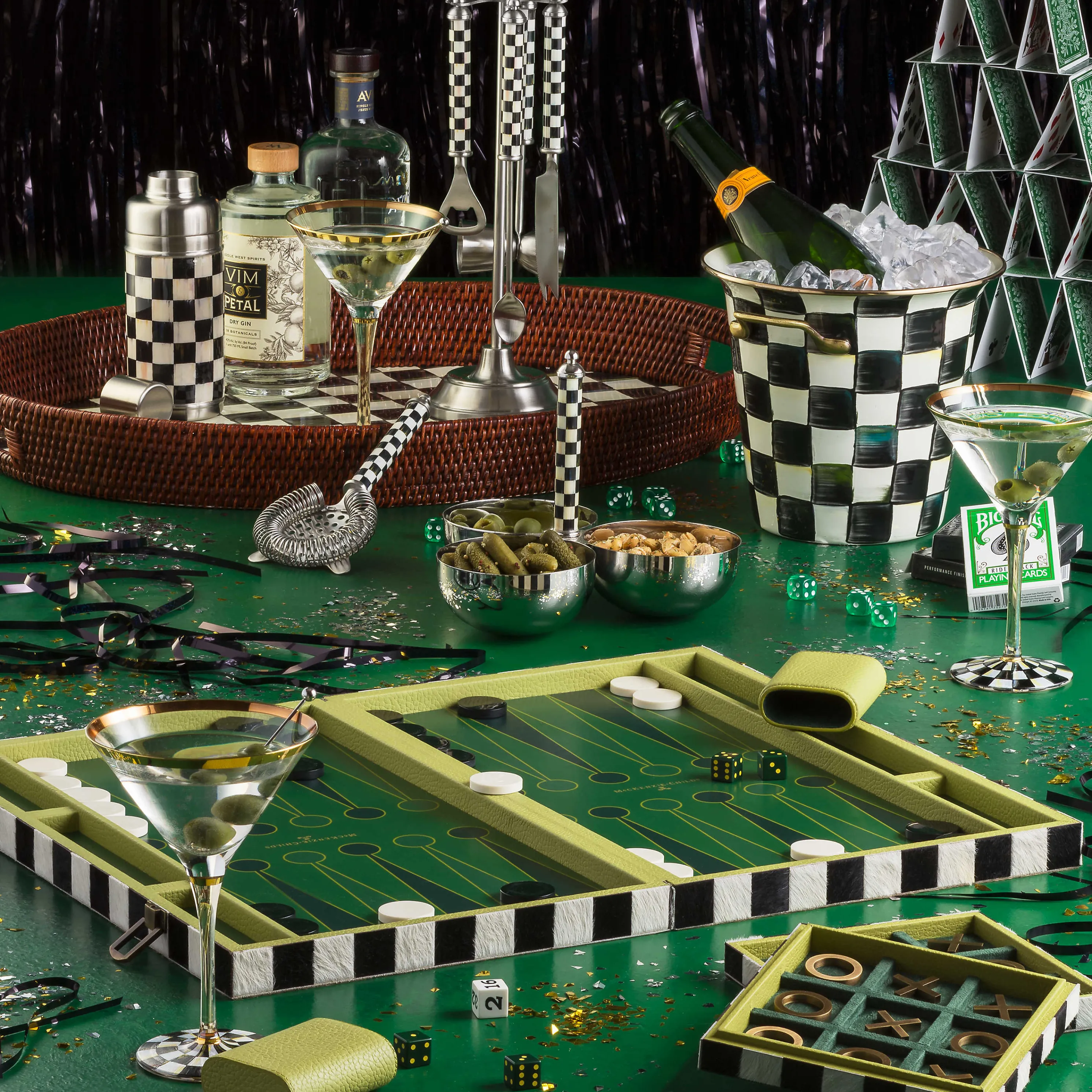 Courtly Check Rattan & Enamel Party Tray