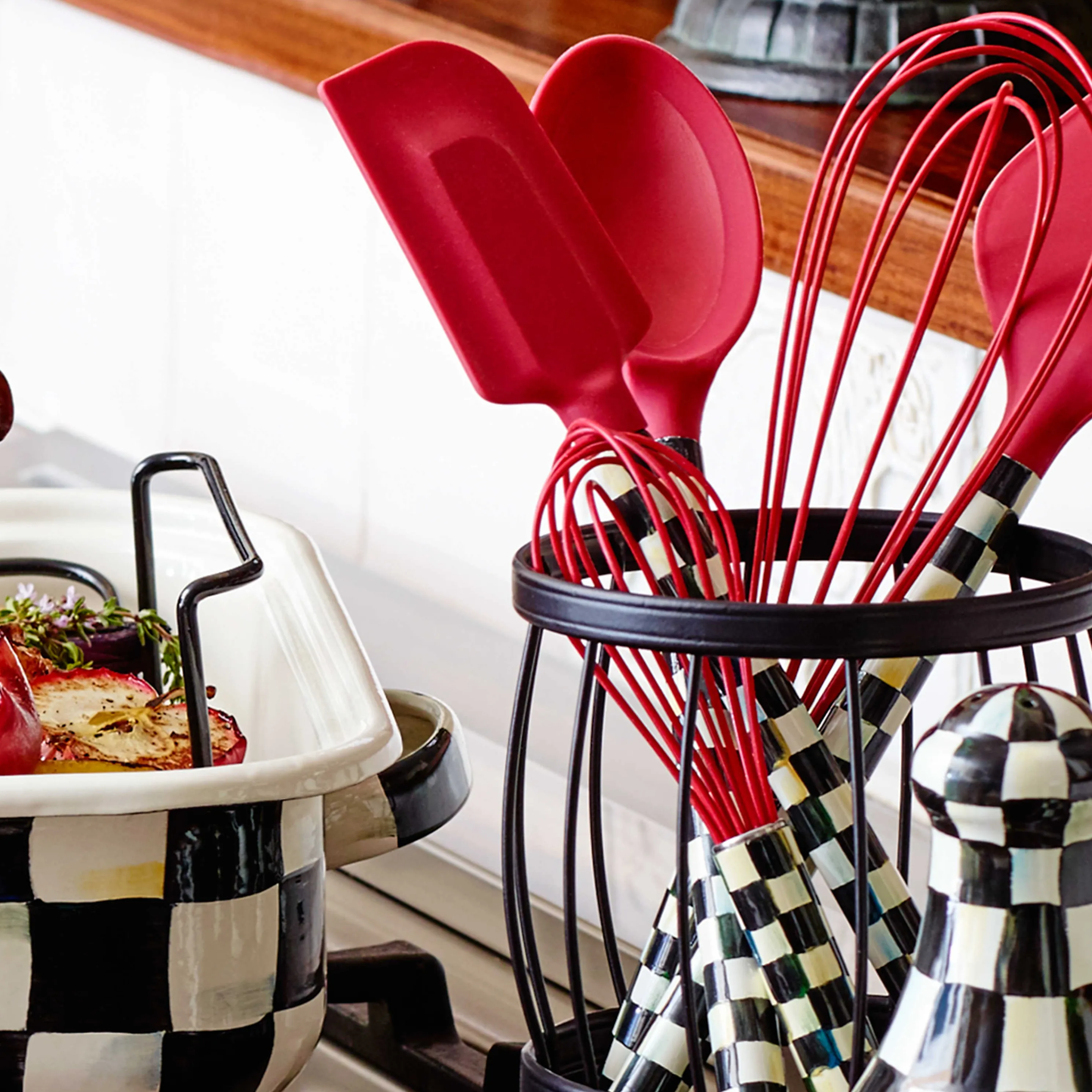 Courtly Check Spatula - Red