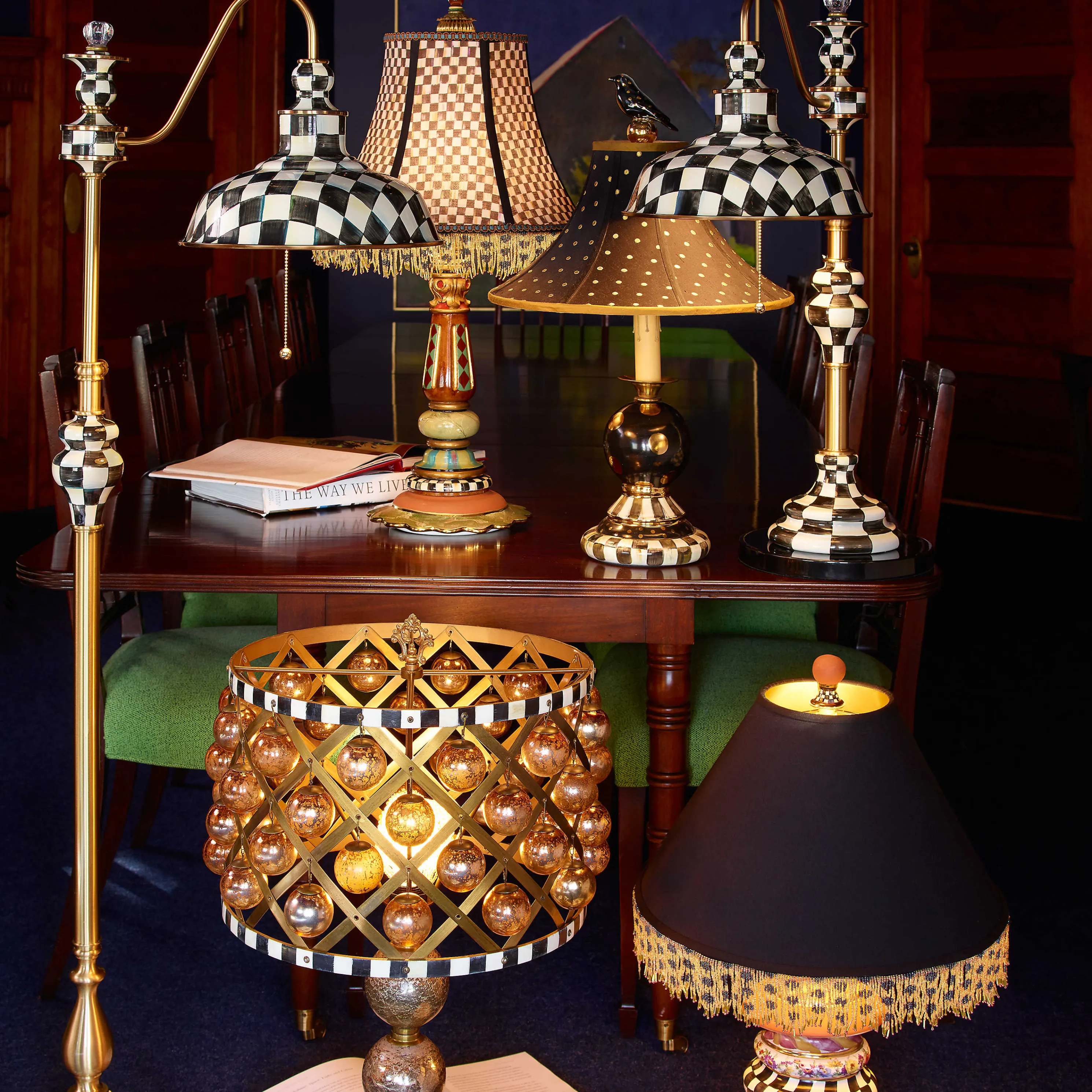 Courtly Farmhouse Writer'S Lamp