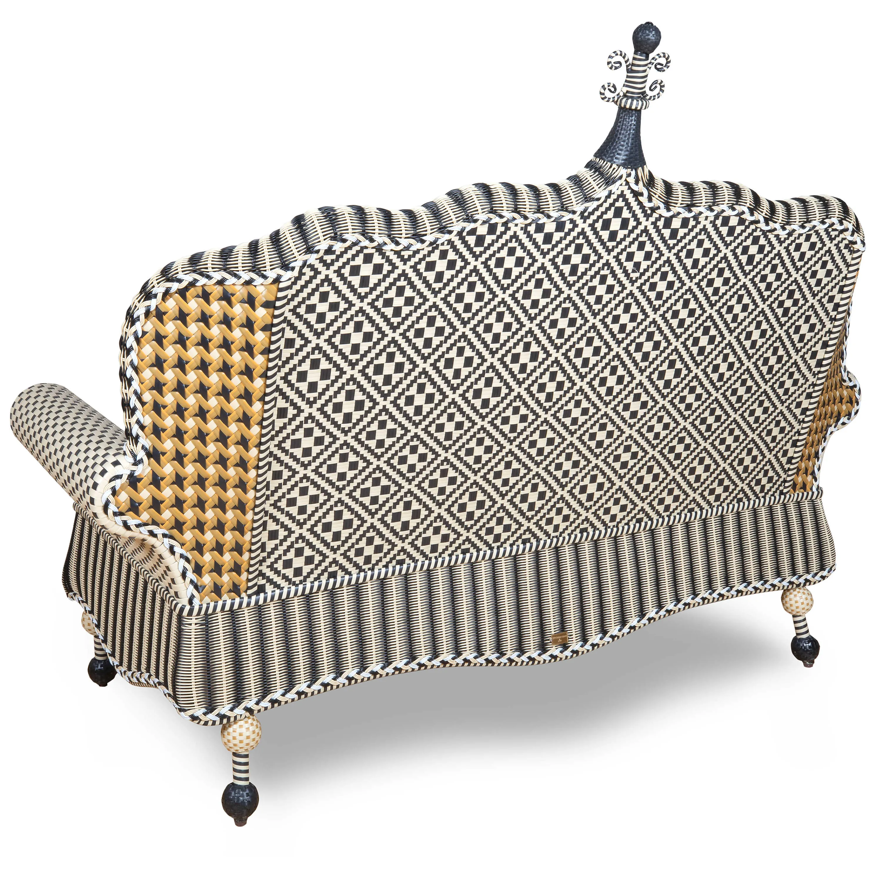 Courtyard Outdoor Loveseat - Queen Bee