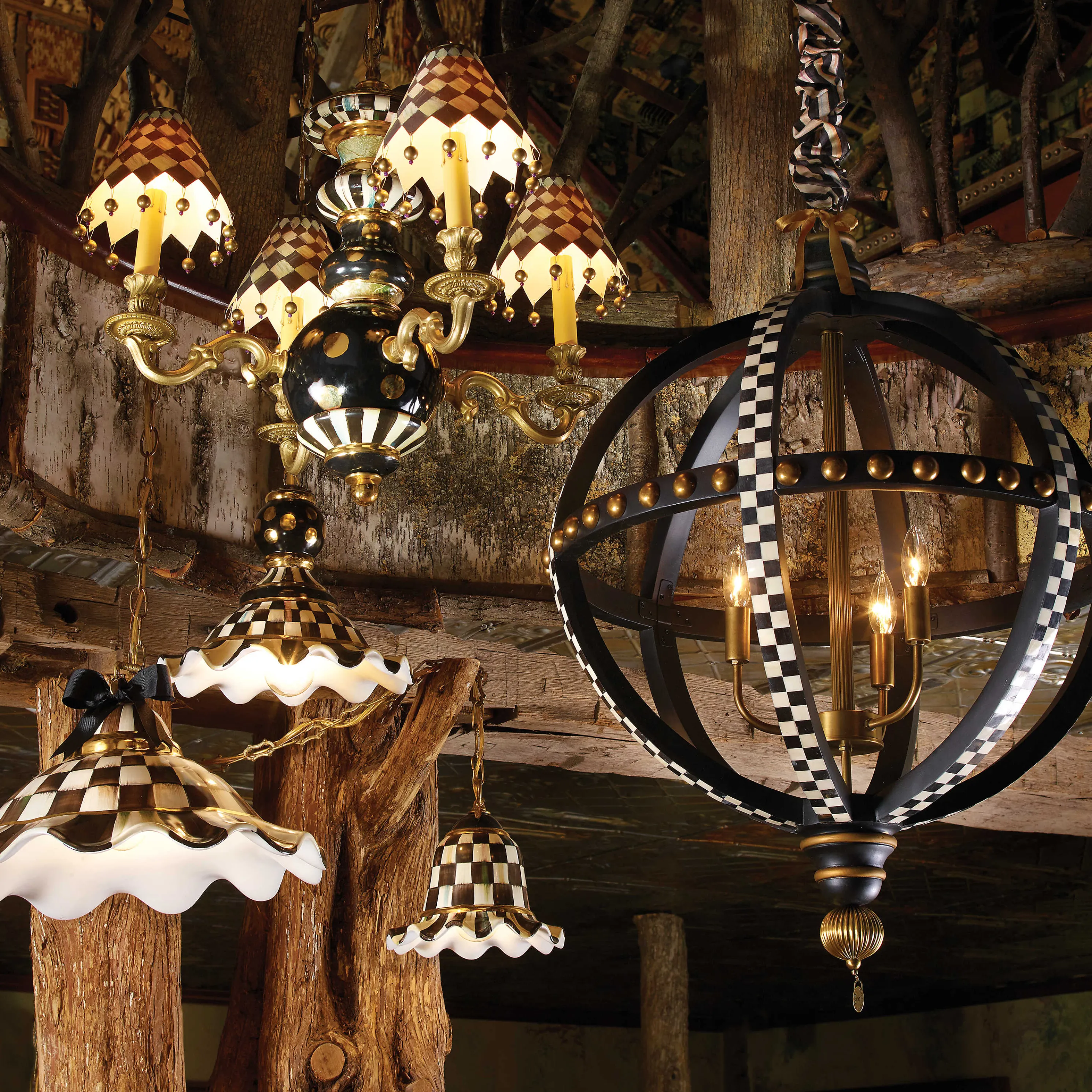 Fluted Hanging Lamp - Courtly Check