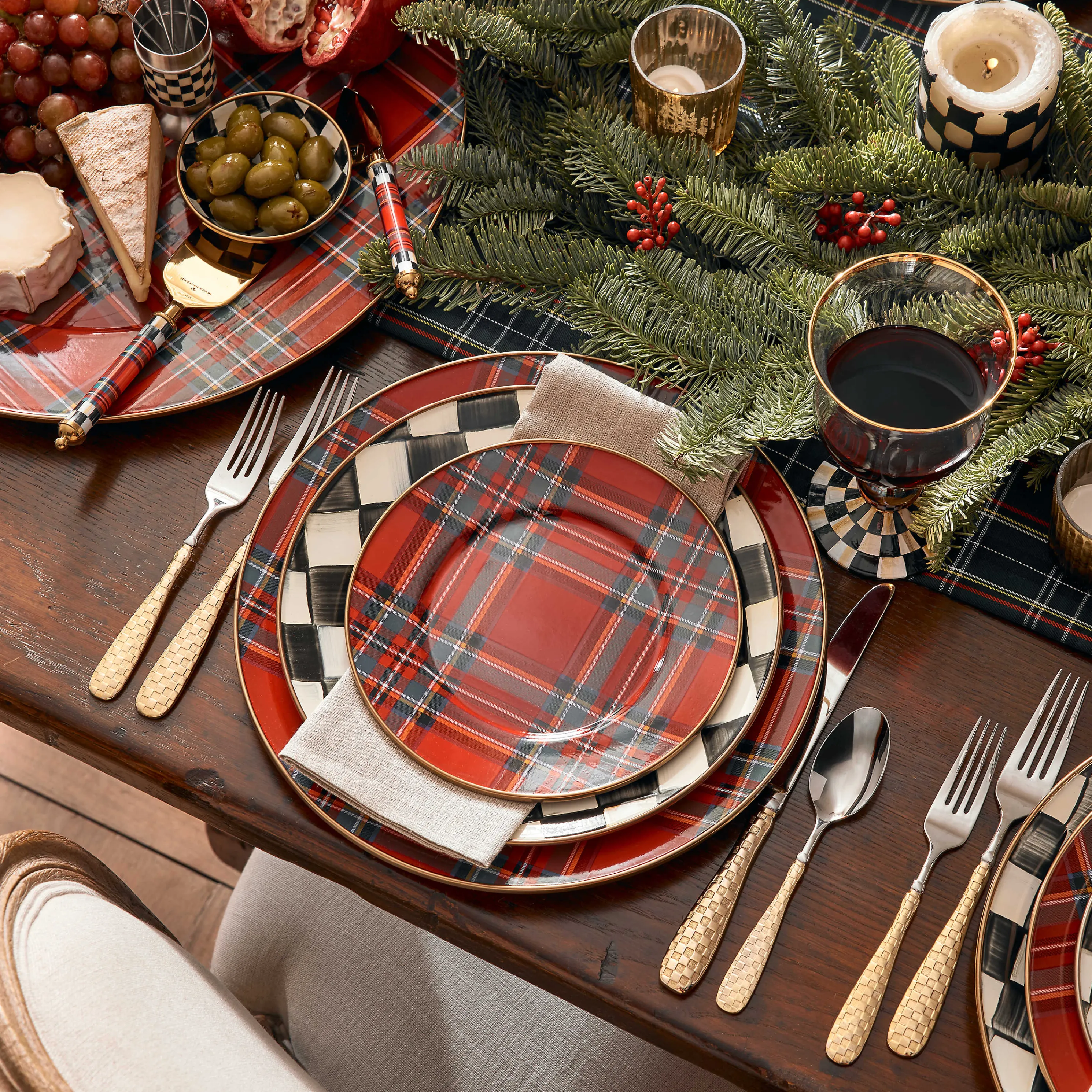 Gold Check Flatware - 5-Piece Place Setting