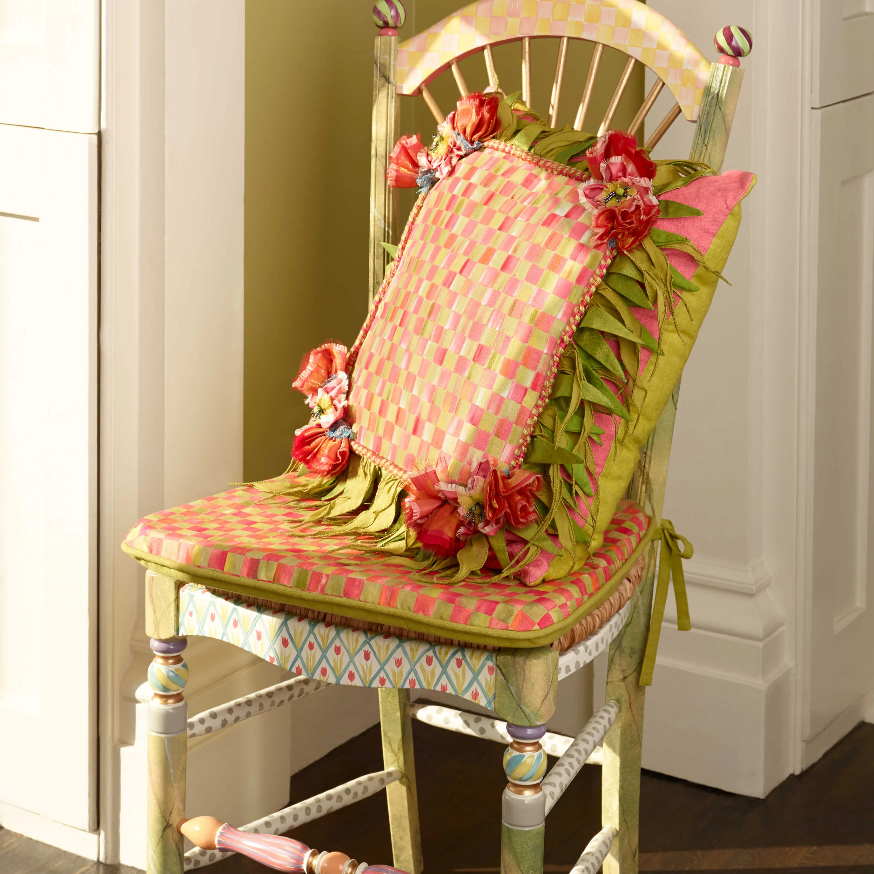 Light Flower Basket Side Chair