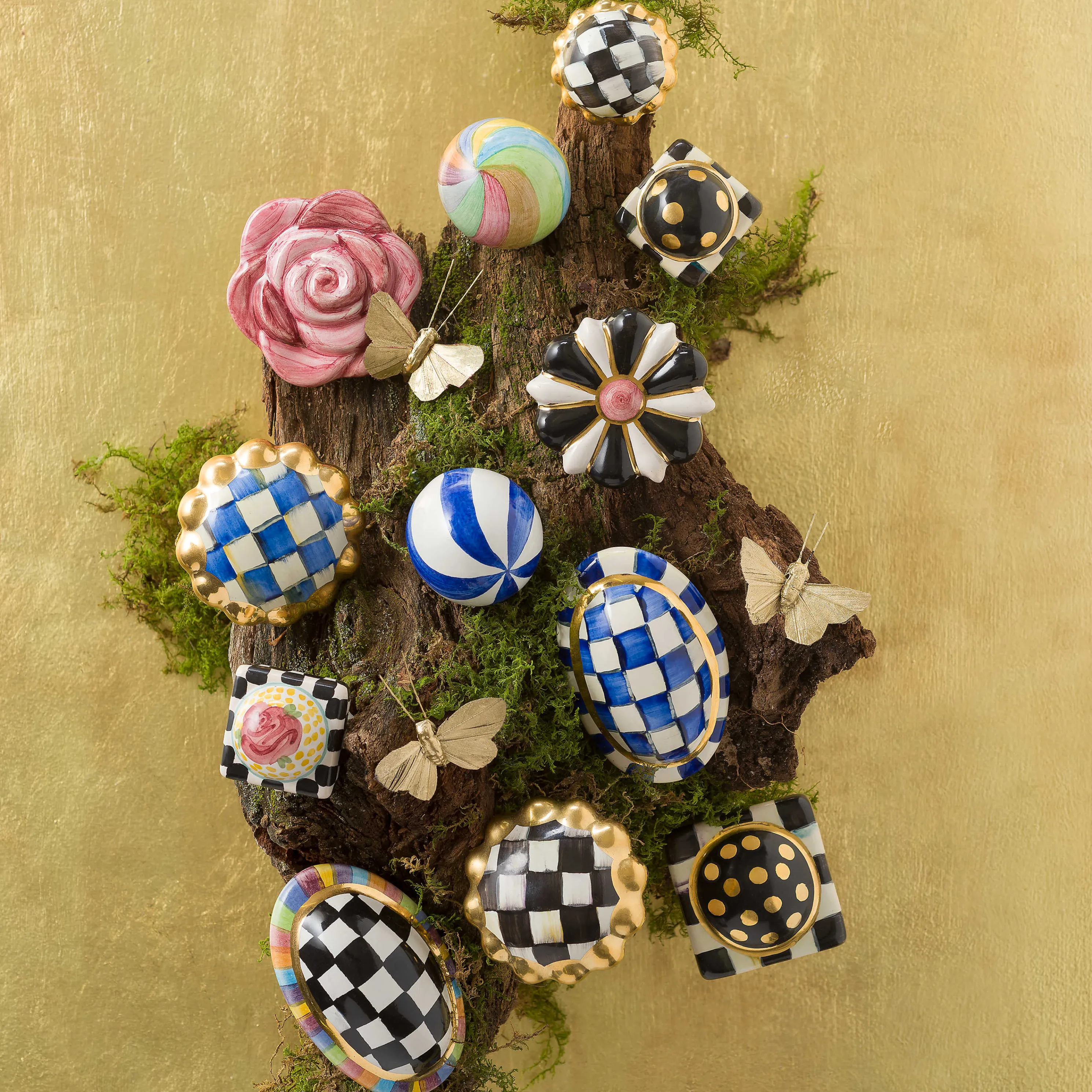 Petit Four Round Knob - Courtly Check