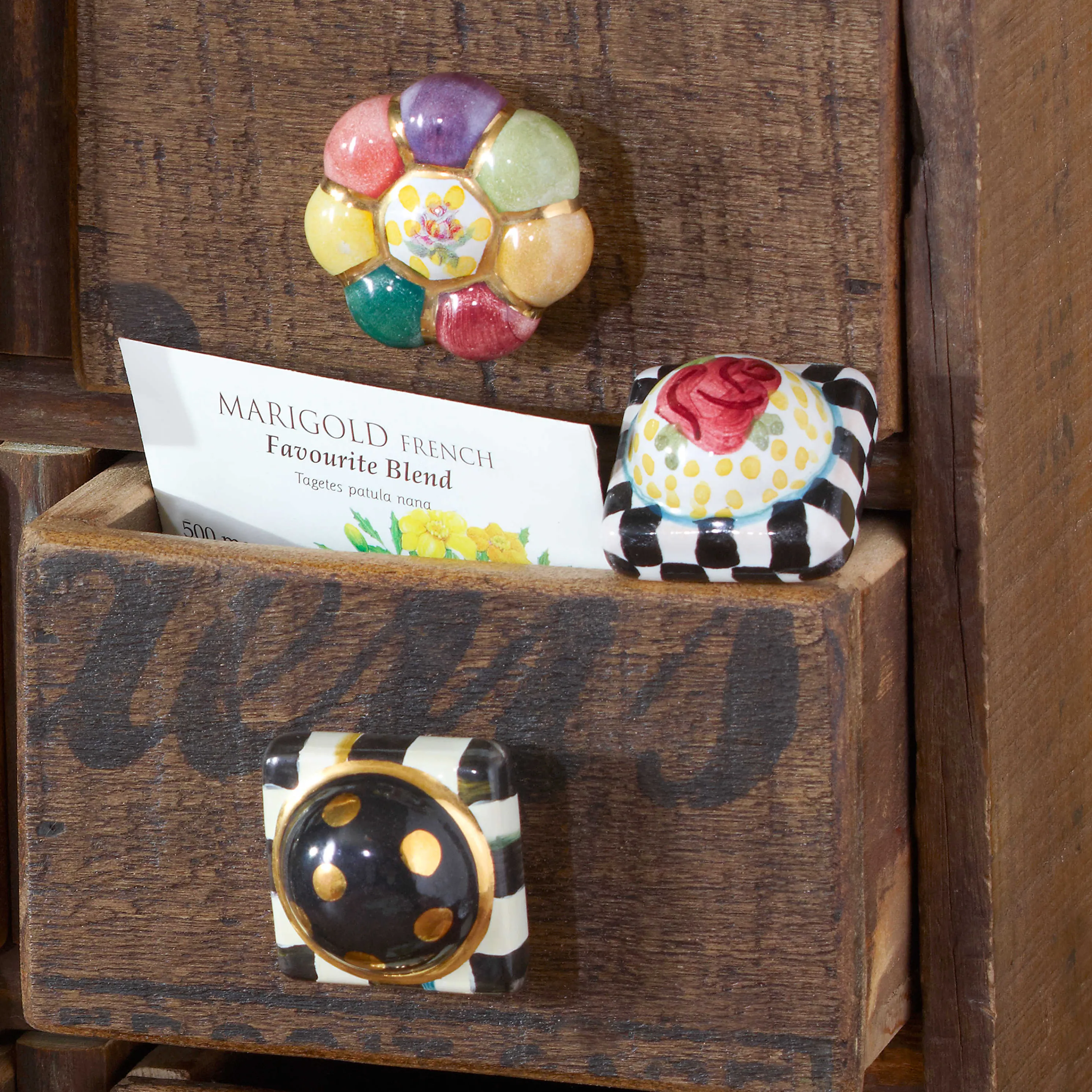 Petit Four Square Knob - Courtly Check