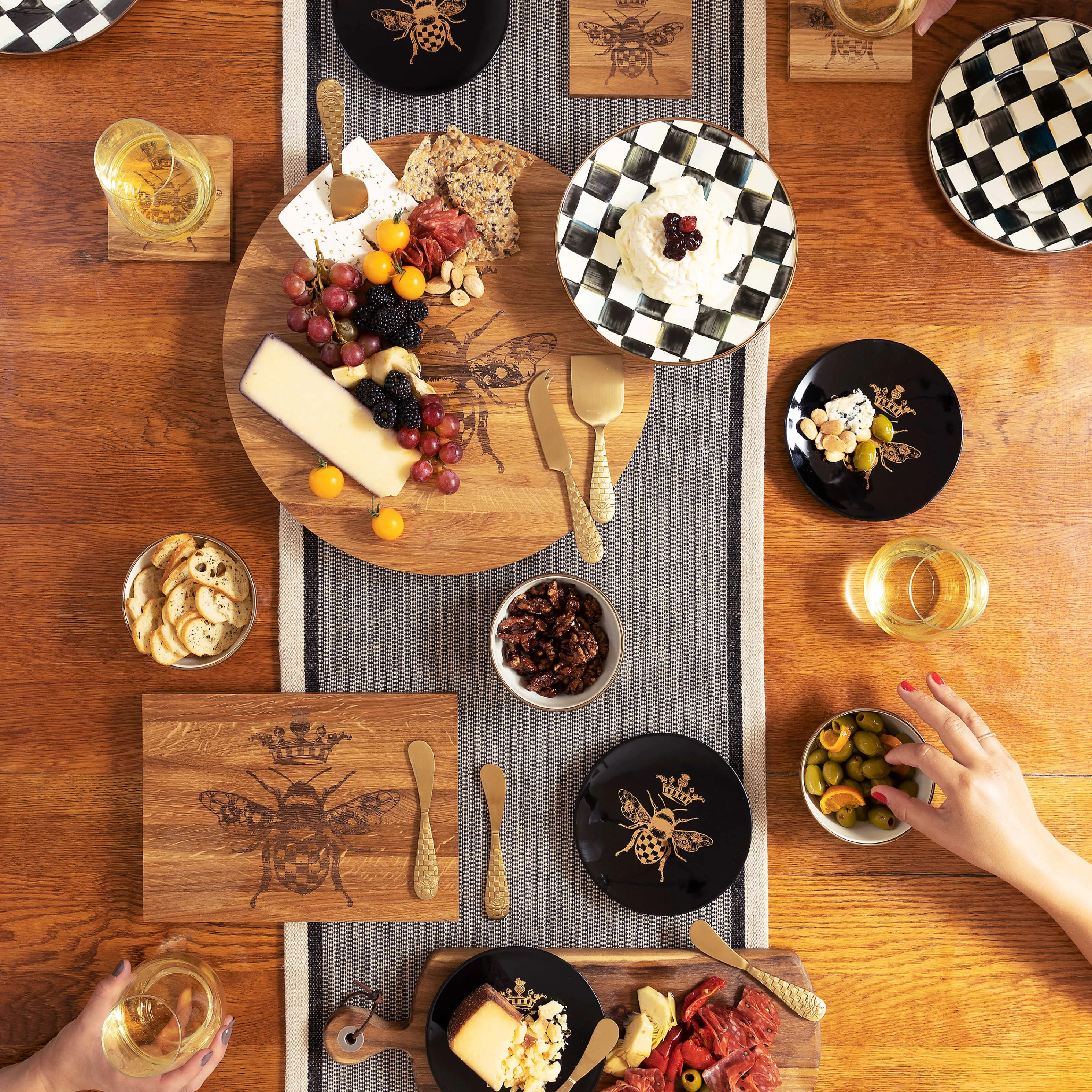 Queen Bee Serving Board