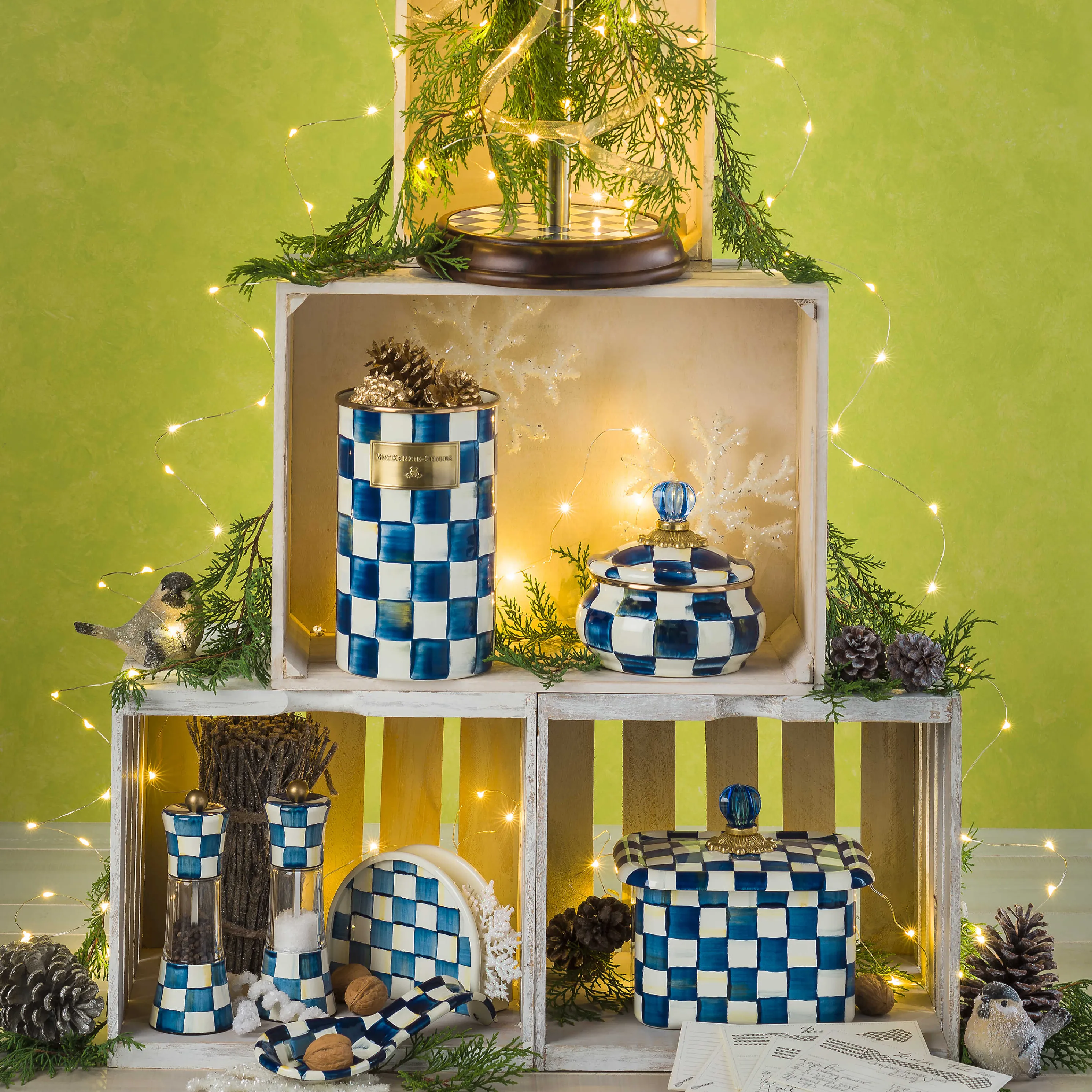 Royal Check Wood Paper Towel Holder