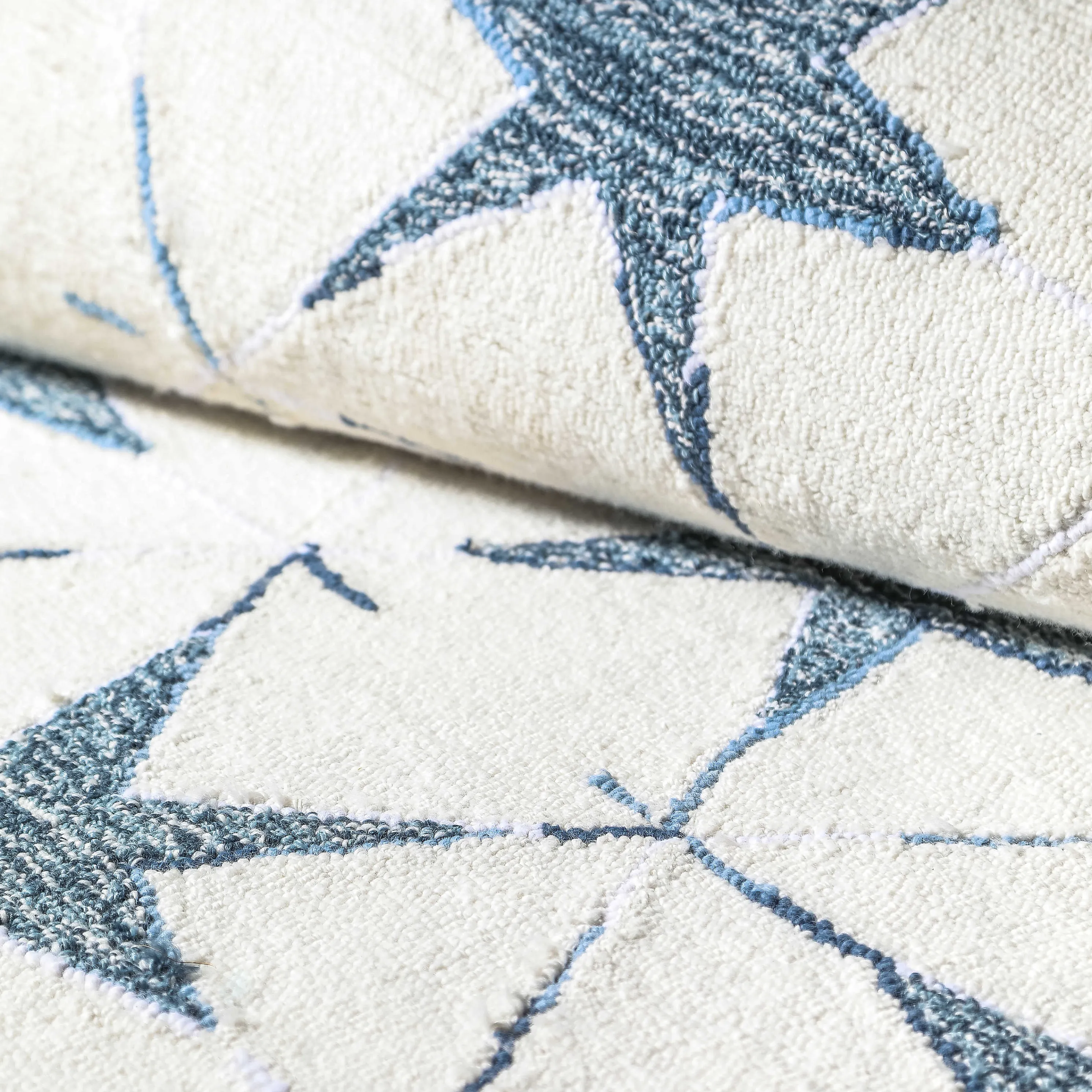 True North Indoor/Outdoor Rug - 2'6